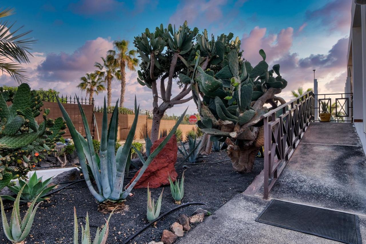Studio Etna-Near Playa Flamingo Playa Blanca  Exterior photo